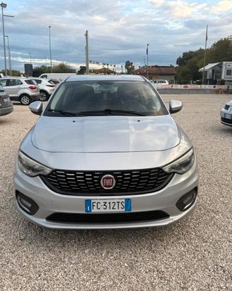 Fiat Tipo 1.6 Mjt 4 porte Opening Edition Plus