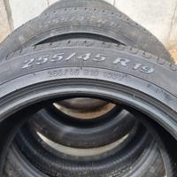 Gomme Estive 255/45 R19