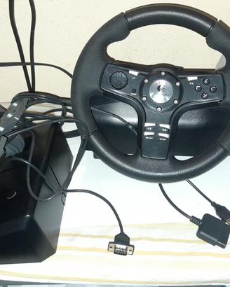 Volante e pedaliera LOGITECH per PlayStation e Pc