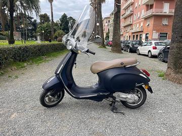 Vespa primavera 50
