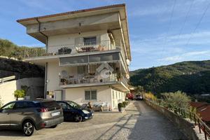 4 LOCALI A VENTIMIGLIA