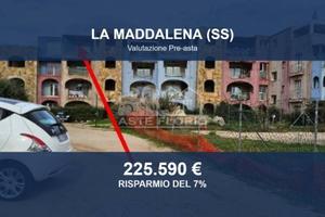 Immobile in asta di 90 m² con più di 5 locali a La