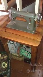 Macchina da cucire ASTER