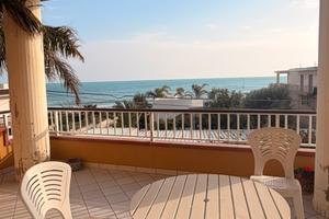 Appartamento vista mare 130mq