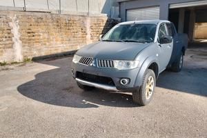 Mitsubishi L 200 178 cv