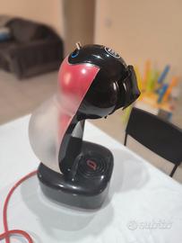 macchina del caffè DeLonghi dolce e gusto 