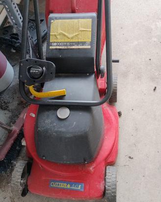 Rasaerba taglierba elettrico con filo