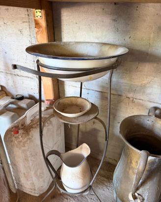 Lavabo toilette in ferro vintage