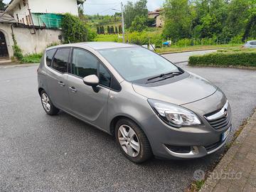 Opel Meriva B benzina