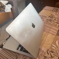 Macbook m1 8/256