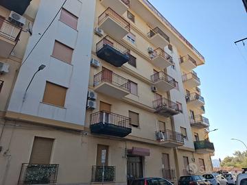 5 vani luminosa a Bagheria