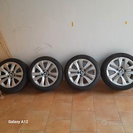 N.4 cerchi originali Bmw gommati Pirelli  225/45/1