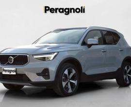 VOLVO XC40 B3 CORE AUTOMATICA AZIENDALE