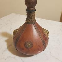 Bottiglia vuota pelle anni '50