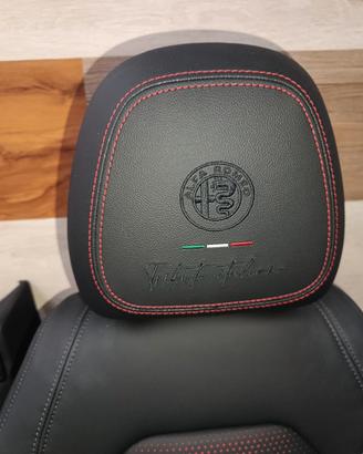 Sedili in pelle Alfa Romeo Stelvio