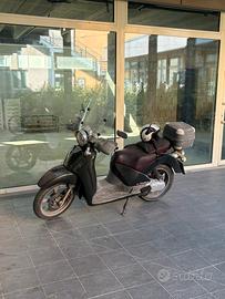 Scarabeo 150 cc
