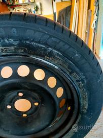 gomme 185/65/15 con cerchi