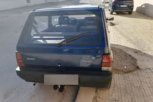 panda del 1999 , con  carrello e rimorchio di seri