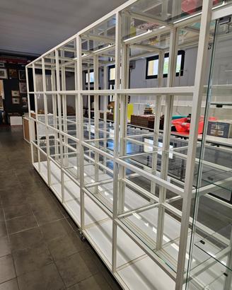 Arredo negozio attrezzature