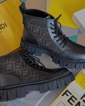 Stivali Fendi 