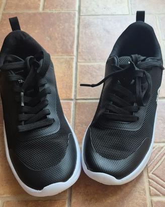  Sneakers CRIVIT nere e bianche nuove n. 38