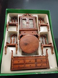 Miniatura mobili in legno da collezione