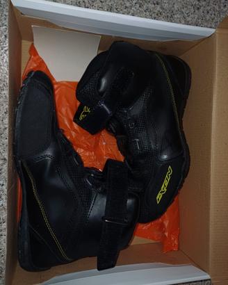 Scarpe motociclista nere Ixon