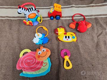 Giochi vari e peluche