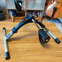 Pedaliera/ cyclette da camera per riabilitazione