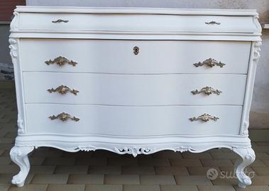 Cassettiere stile veneziano