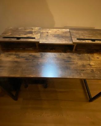 Scrivania  stile industriale