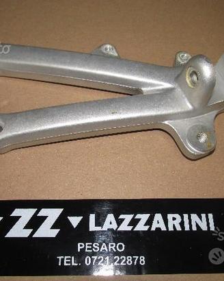 Staffa pedana ant sx ducati st 82410391a