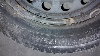 Cerchi raggio 15 con gomme estive