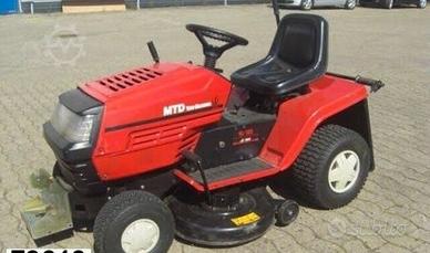 trattorino tagliaerba 