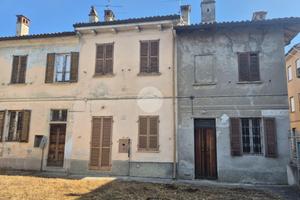 CASA SEMINDIPENDENTE A SAN ZENONE AL PO