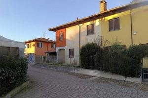 Immobile in asta di 162 m² con 5 locali a Stroppia