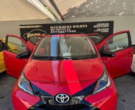 Toyota Aygo 1.0 VVT-i 69 CV 5 porte x-clusiv