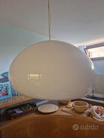 Lampada Flos Castiglioni bianca e argento 