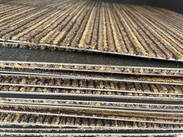 Moquette a mattonella