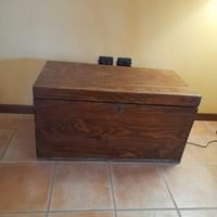 Antico baule porta tv