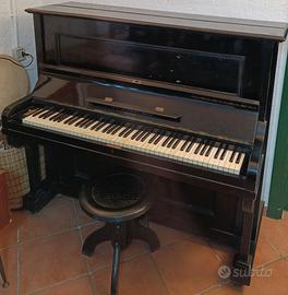 Pianoforte verticale