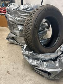 4 gomme invernali 215/65/16   98H