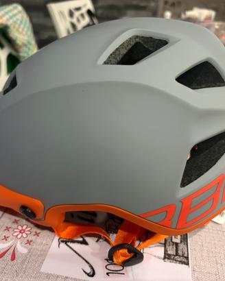 Casco bici nuovo mai usato