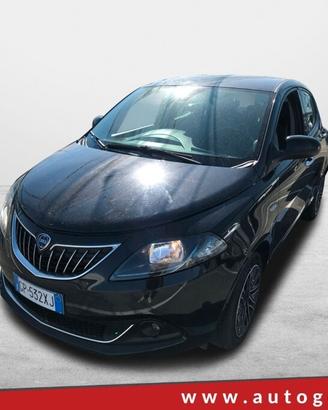 LANCIA YPSILON 1.0 FIREFLY 69CV 6M. HYBRID GOLD ( 
