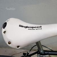 Scatto fisso cerchi lega