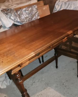 tavolo in legno noce arte povera fiorentina