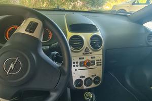 Opel Corsa 1.3 CDTI Enjoy – Diesel – 2007