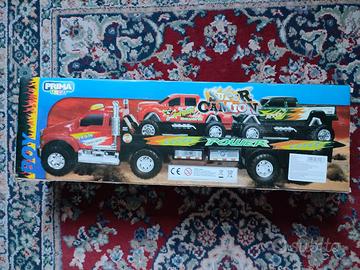 Camion bisarca nuovo, ancora sigillato 