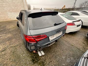 AUDI A4 AVANT B9 2020 PER RICAMBI