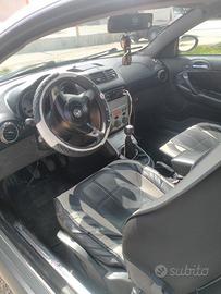 Alfa romeo gt - 2004